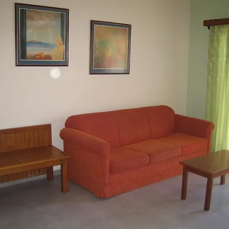 Onisillos 2* Larnaca