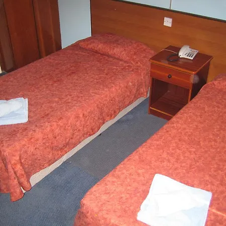 Onisillos 2* Larnaca