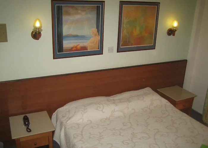 オニシロス 2* ラルナカ