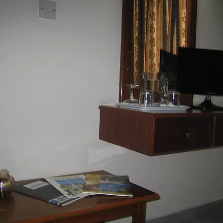 Onisillos 2* Larnaca