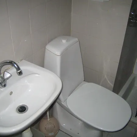 Onisillos Hotel 2*