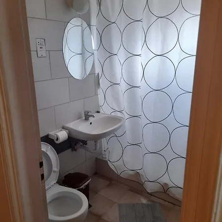 Onisillos Hotel 2*