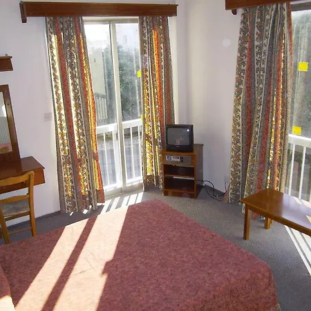 أونيسيلوس 2*